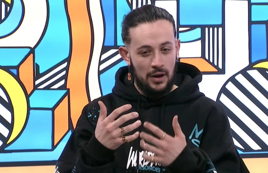  Fajsom  e kthen dhjetorin fuqishëm në skenë   Express