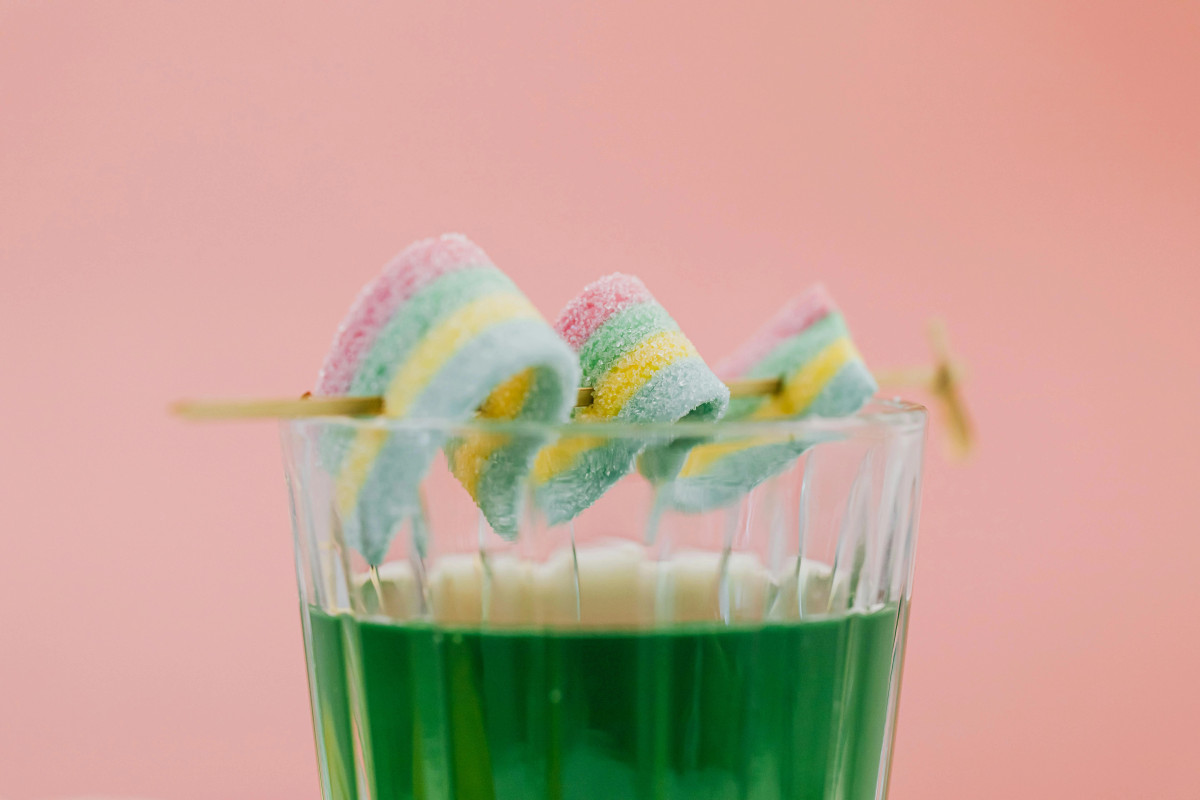 pijet-me-sheqer-mund-t-u-shkaktojne-ankth-adoleshenteve