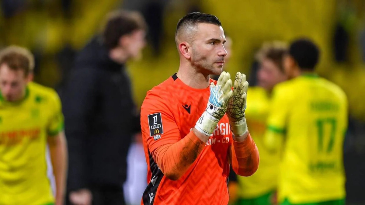 portieri-shpiku-lendimin-per-t-iu-mundesuar-bashkelojtareve-t-i-japin-fund-agjerimit