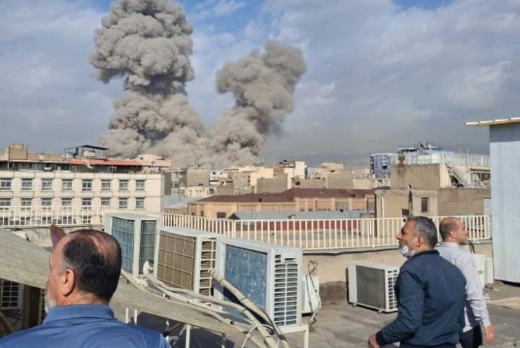 Raportohen shpërthime në shtetet arabe të Gjirit Persik ku gjenden baza amerikane