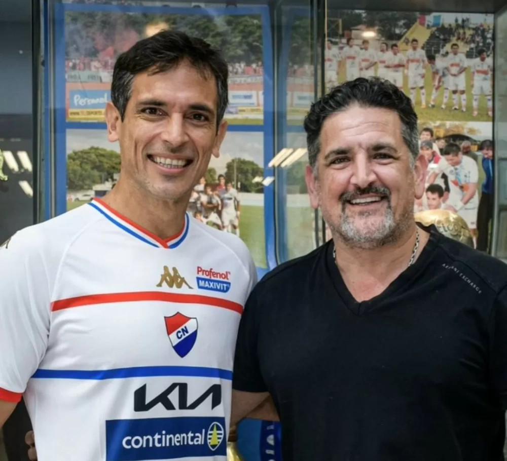 Ish ylli i Bayernit nënshkruan kontratë si 44 vjeçar