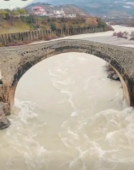 Ura e Mesit afër Shkodrës