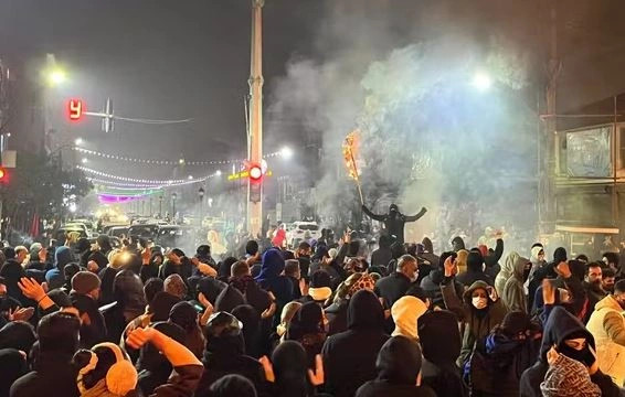 Të paktën 65 të vrarë në dy javë protesta në Iran  Trumpi e përsërit kërcënimin