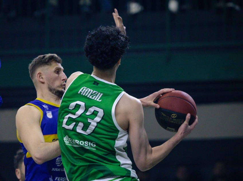 Mustapha Amzil me Gëzim Morinën