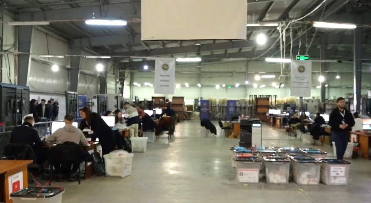 Pas vendimit të KQZ së  nis rinumërimi i votave