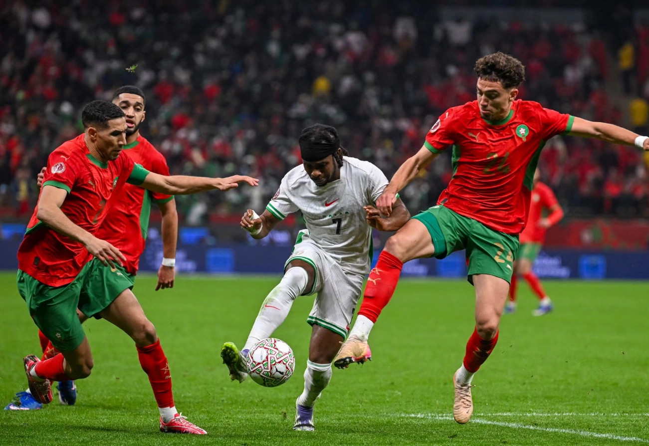 Maroku fiton gjysmëfinalen dramatike ndaj Nigerisë