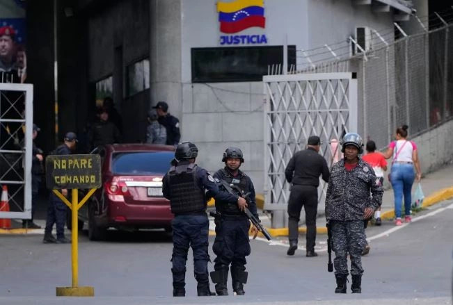Venezuela liron katër të burgosur amerikanë