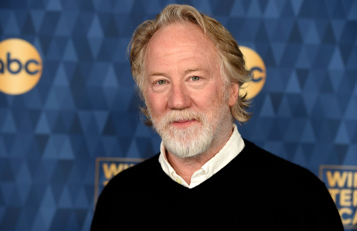 Timothy Busfield dorëzohet në polici pas akuzave për abuzim seksual ndaj një të mituri
