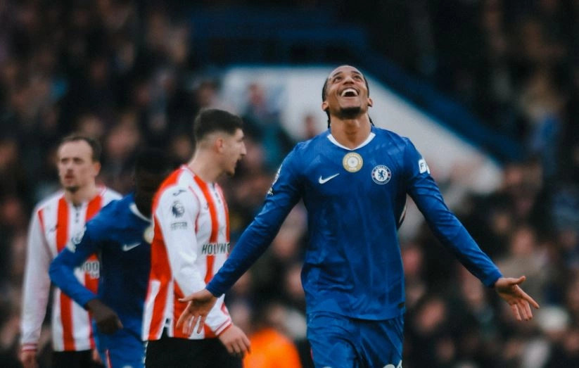 Rosenior debuton me fitore në Premier League