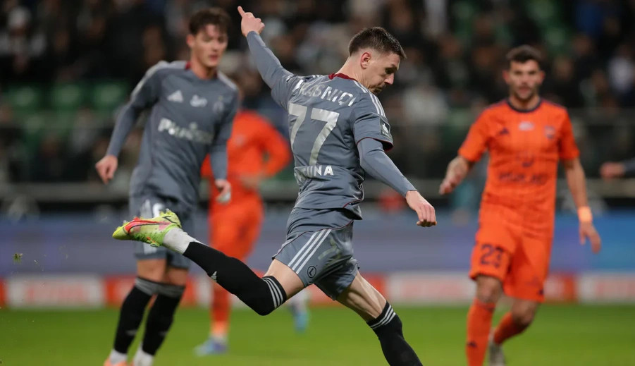 Ermal Krasniqi shënon gol në miqësoren e parë kundër Sparta Pragës