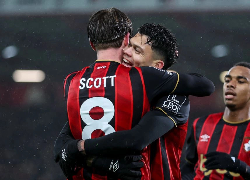 bournemouthi-fiton-ndaj-liverpoolit-me-gol-te-minutes-se-95-te