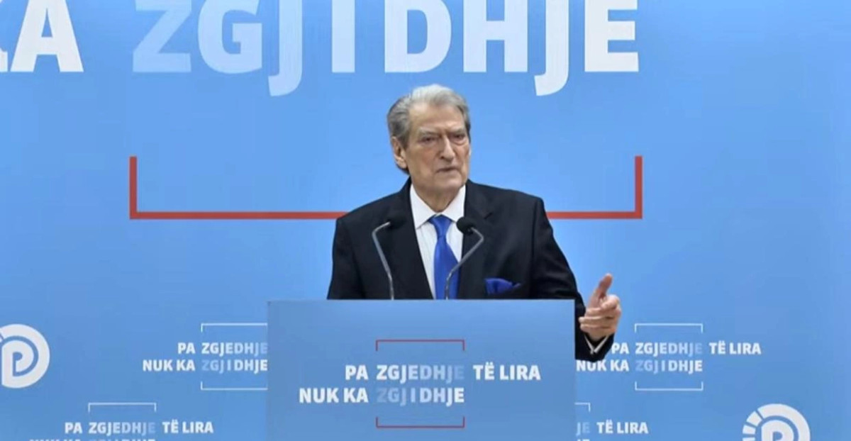 berisha-ne-protesten-e-djeshme-u-hodh-gaz-lotsjelles-i-skaduar