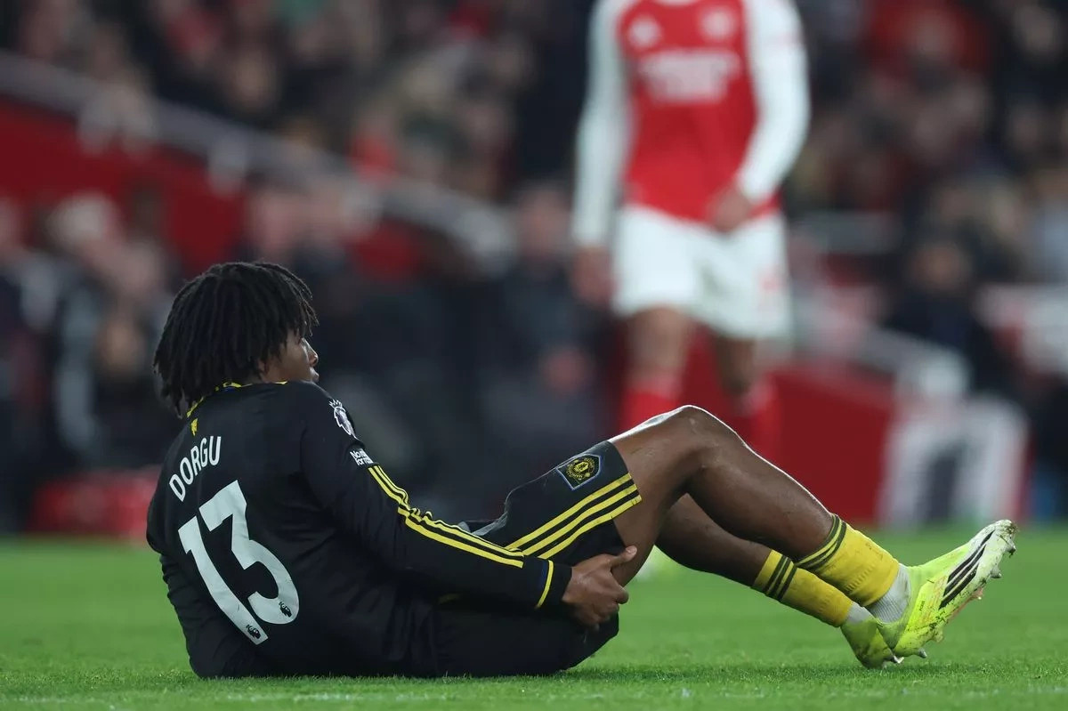 lendim-i-rende-i-mbrojtesit-te-unitedit