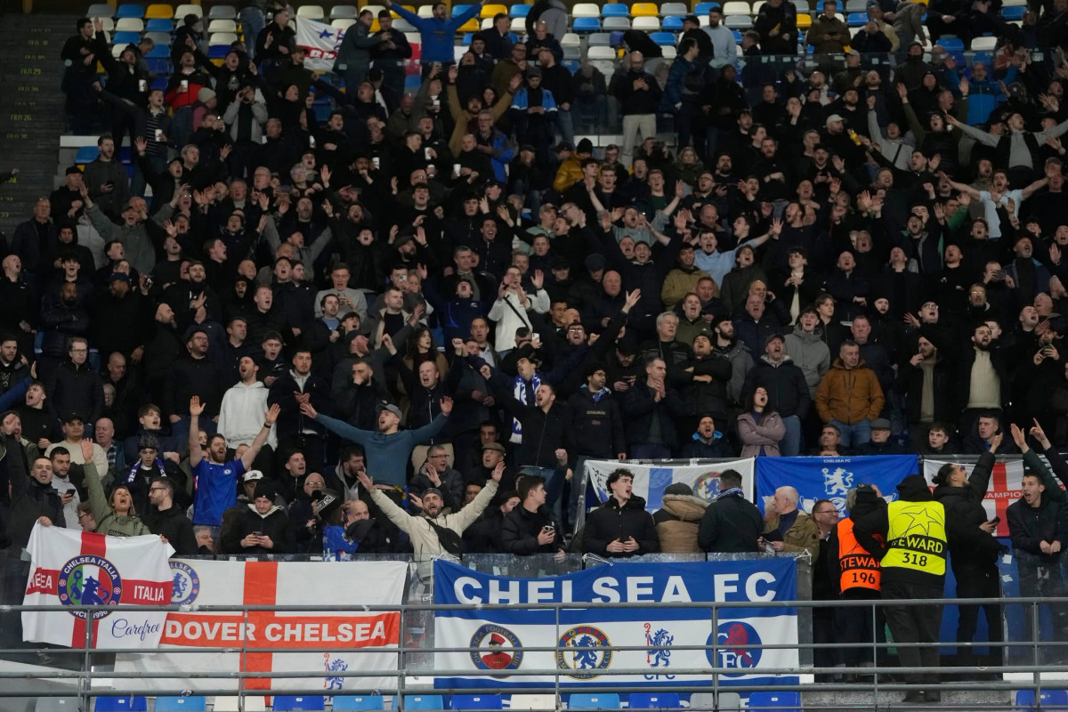 chelsea-ne-epersi-napoli-drejt-eliminimit