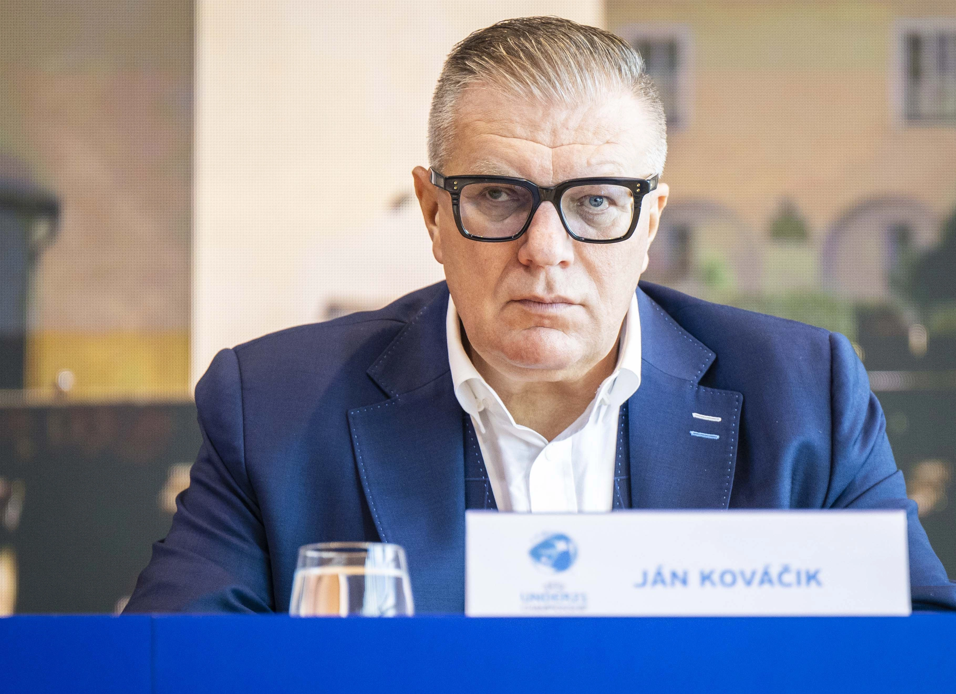 Sllovakia - Jan Kovaçik