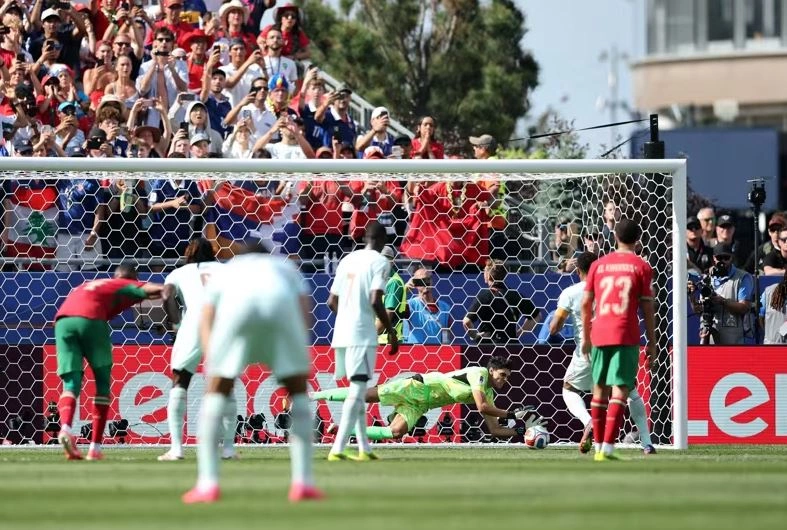 Mbappe humb penalltinë