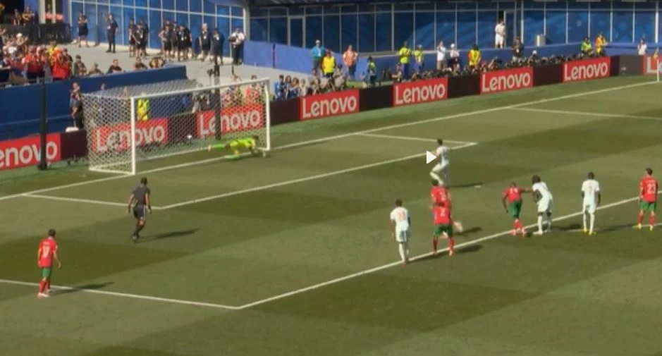 Mbappe humb penalltinë