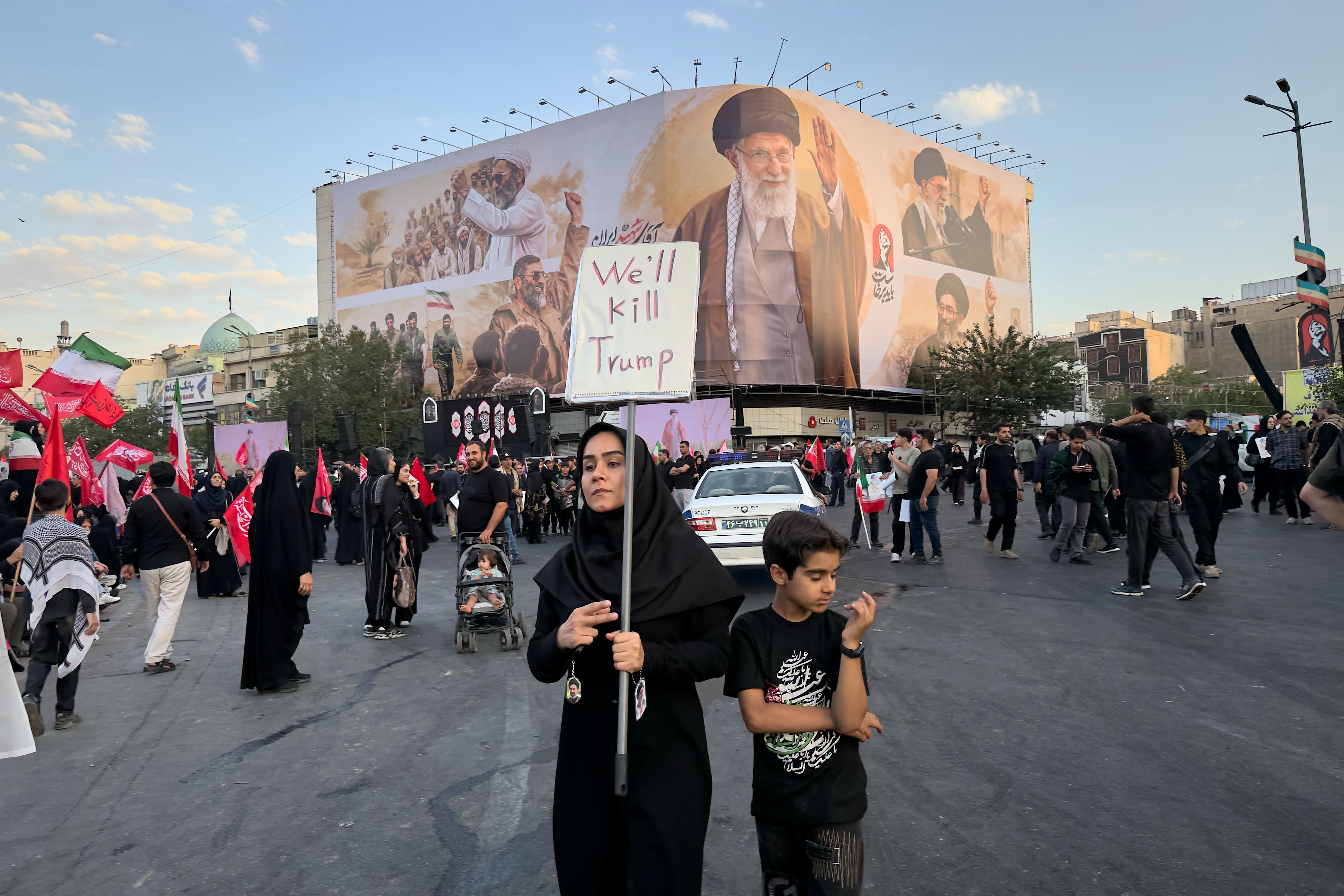 Khamenei i ri zotohet për hakmarrje