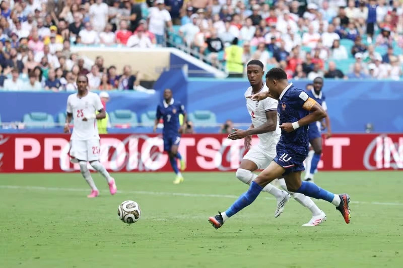 Shënon Mbappe  kalon Messin