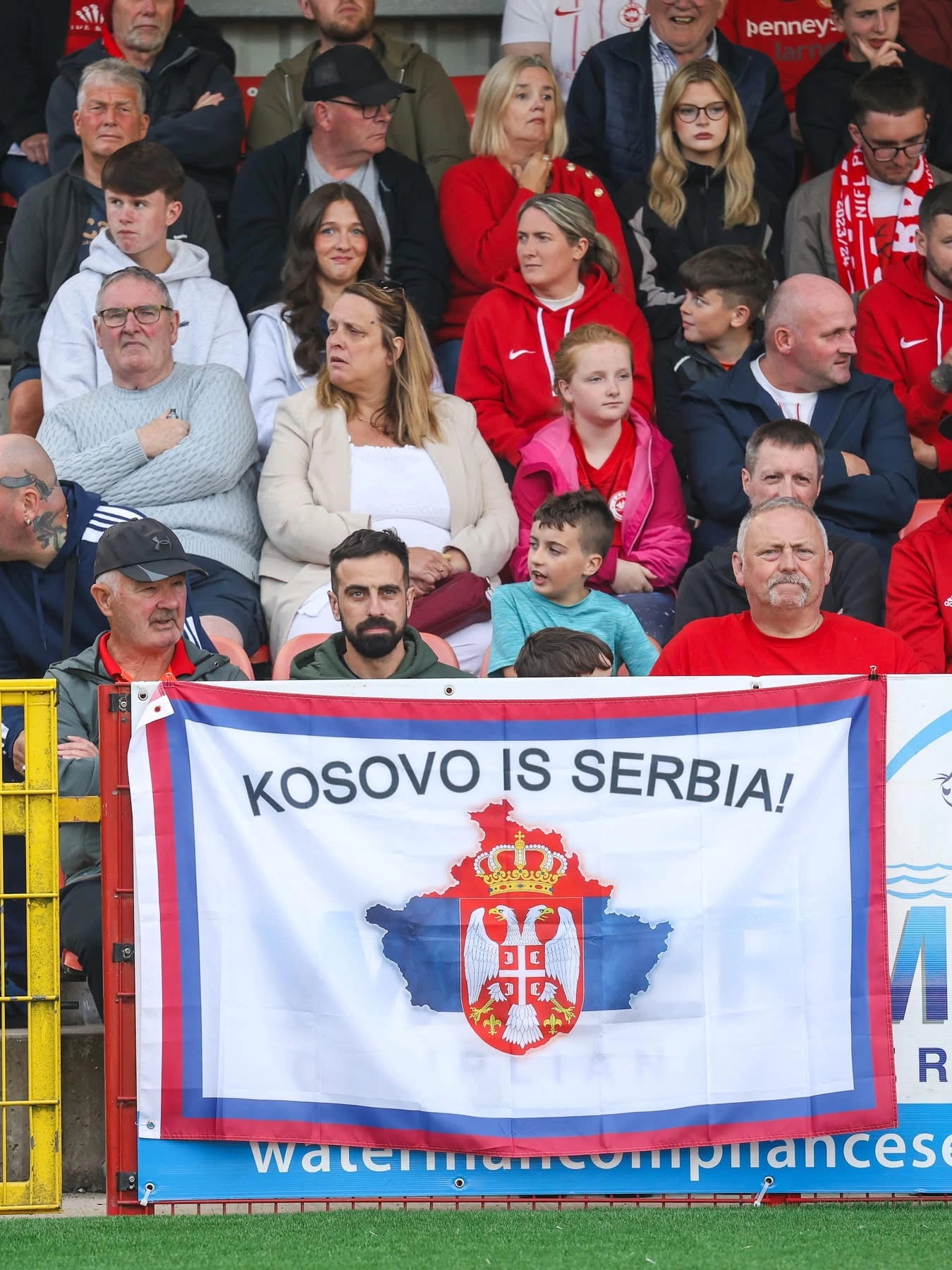 Larne-C. Zvezda