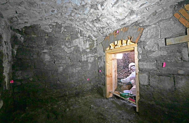 Gërmimet në shtëpinë e fëmijëve në Irlandë zbulojnë mbetjet e 99 foshnjave