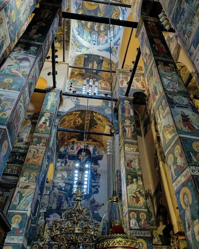 Detaj nga Manastiri i Graçanicës