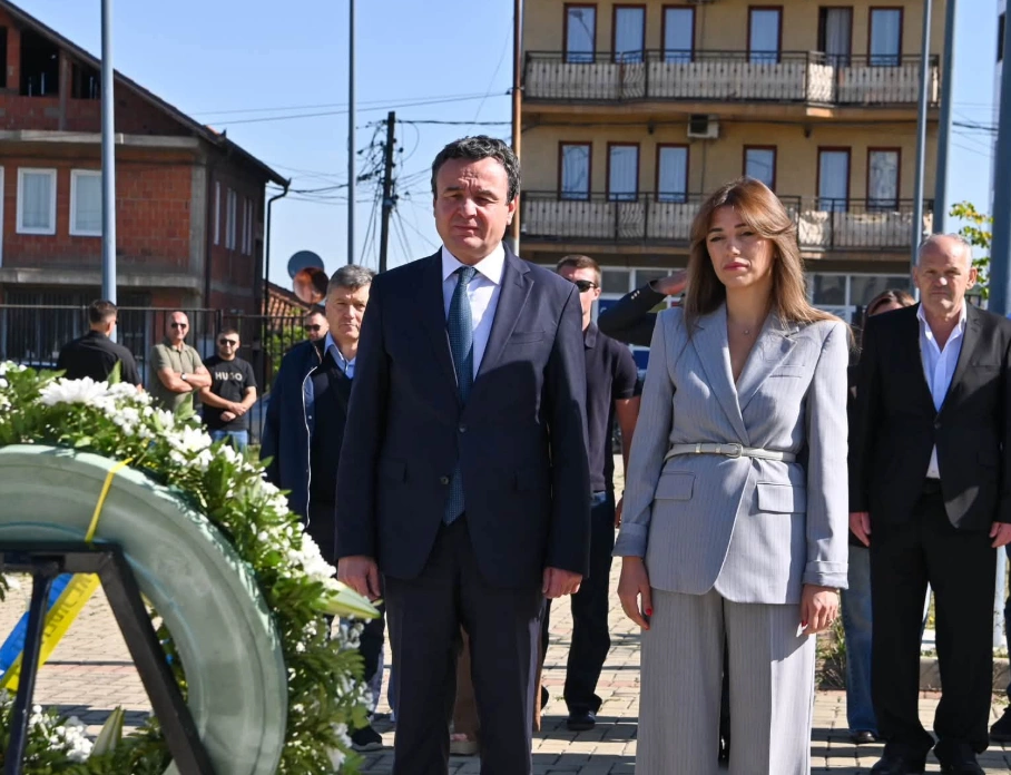 Albin Kurti e Albulena Haxhiu