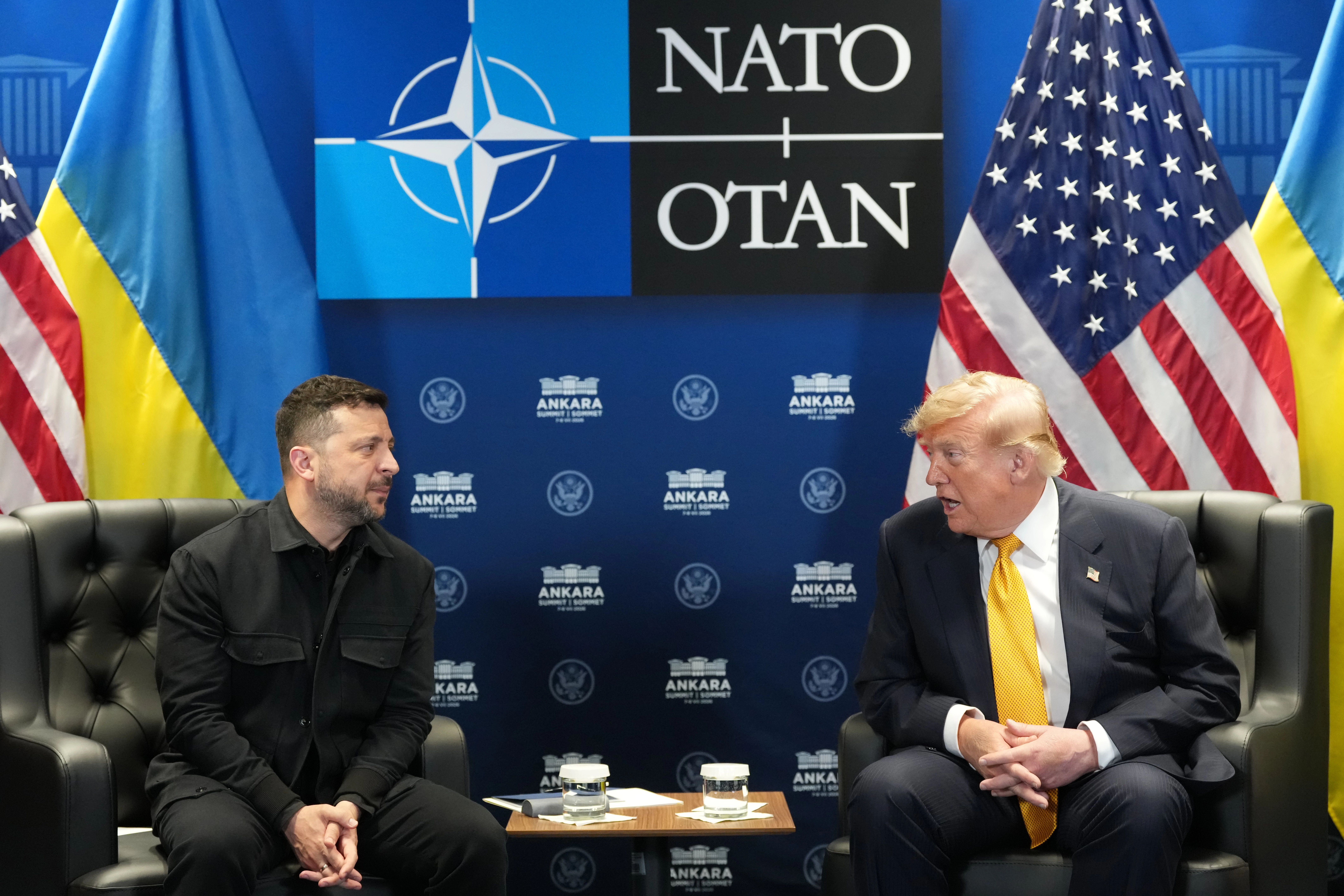 Donald Trump dhe Volodymyr Zelensky