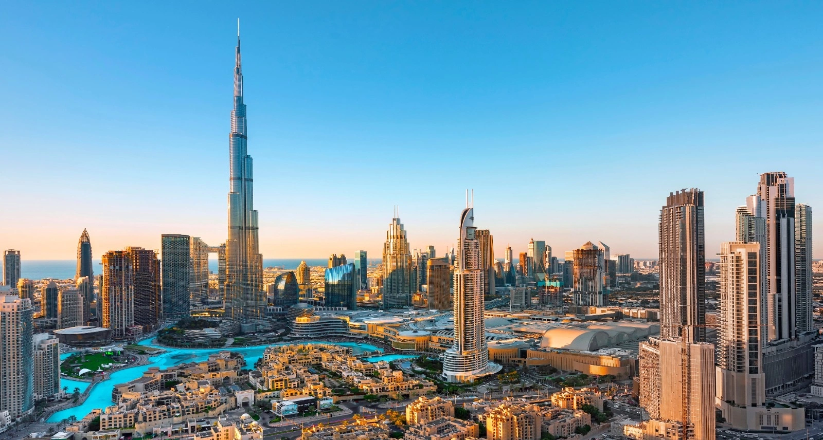 Dubai lanson një skemë stimuluese 800 dollarëshe për të tërhequr sërish turistët