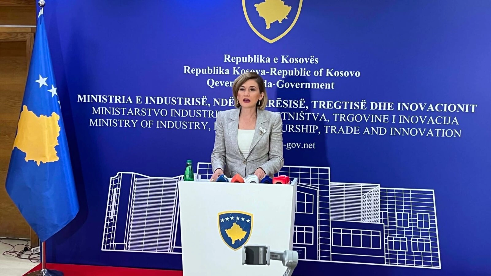 Mimoza Kusari-Lila