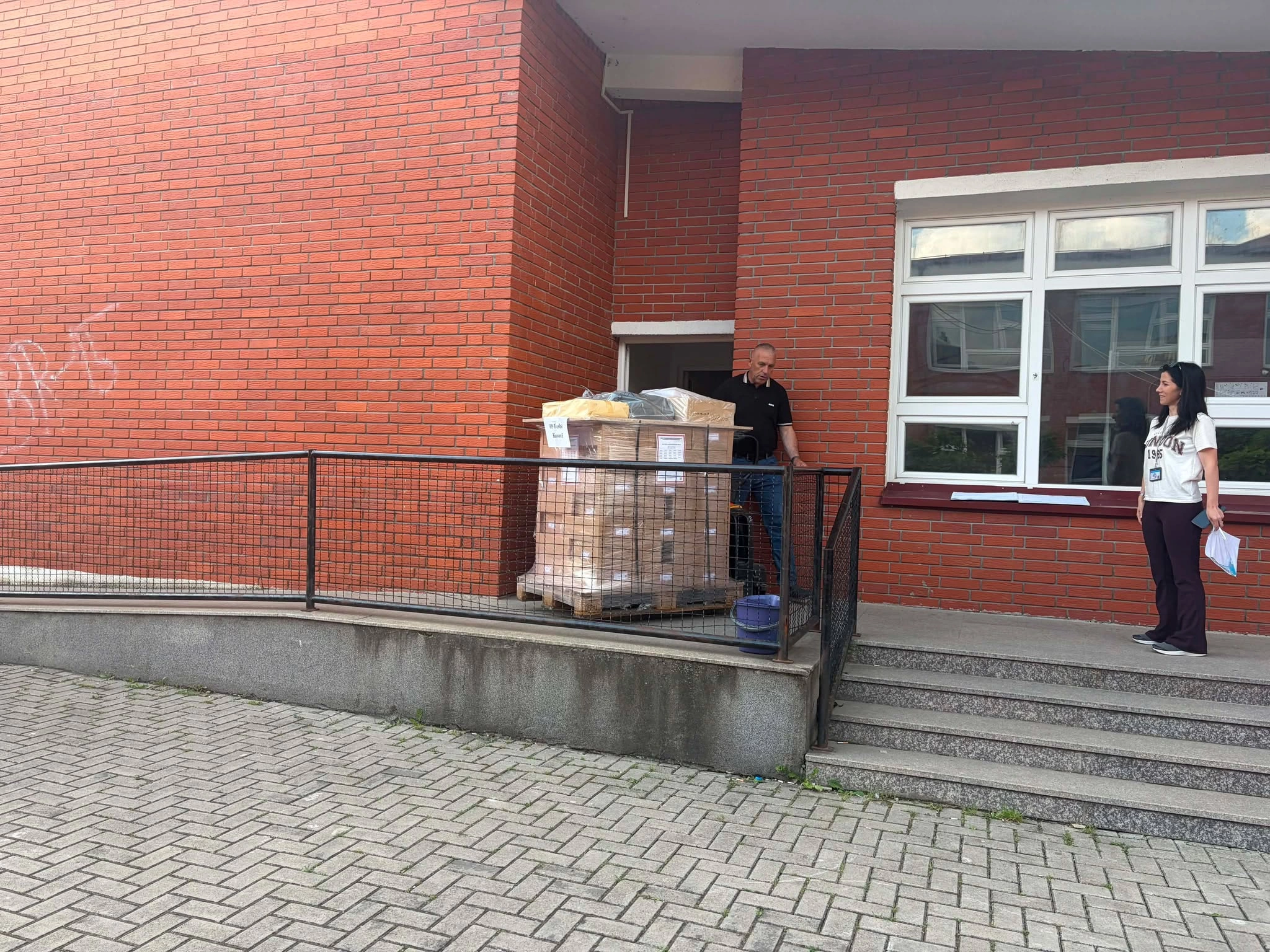 material zgjedhor