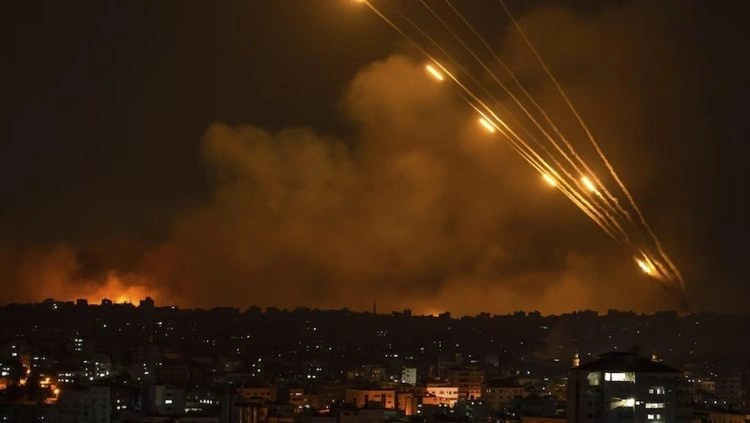 Siria dhe Iraku mbyllin përkohësisht hapësirën ajrore