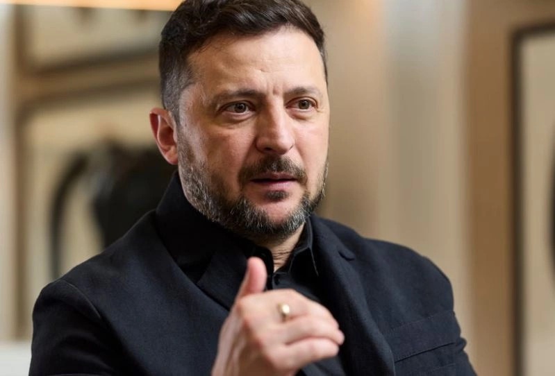 ata-jane-te-izoluar-jane-vetem-zelensky-flet-per-rusine-dhe-genjeshtrat-e-putinit