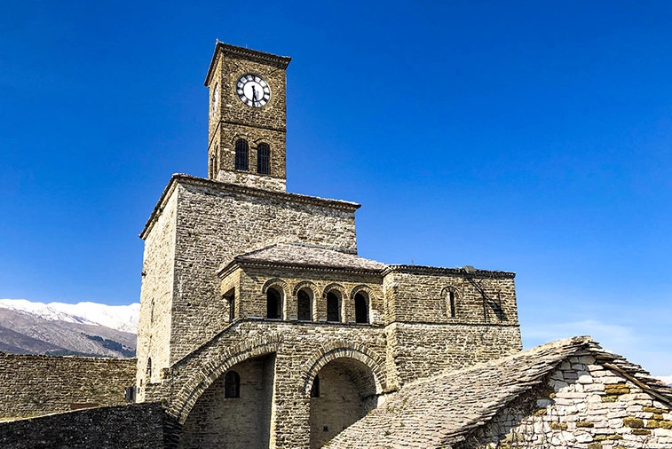 Turizmi kulturor në Shqipëri me gati gjysmë milioni vizitorë për pesë muaj