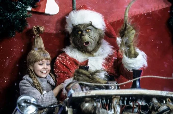 Skenë nga filmi “How the Grinch Stole Christmas” i vitit 2000