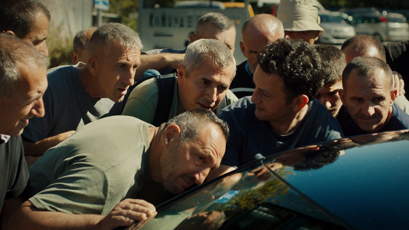 Skenë nga filmi “Shame and Money” me skenar dhe regji të Visar Morinës