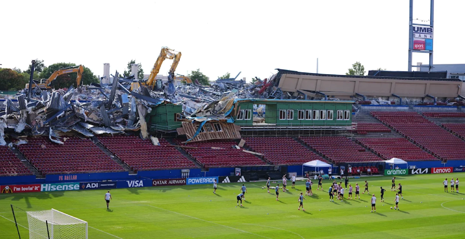 tribuna