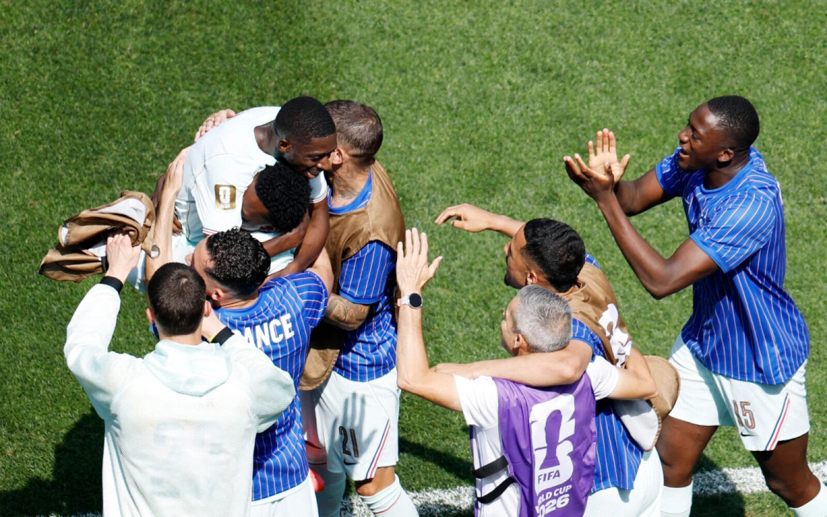 Franca përfundon lidere e grupit