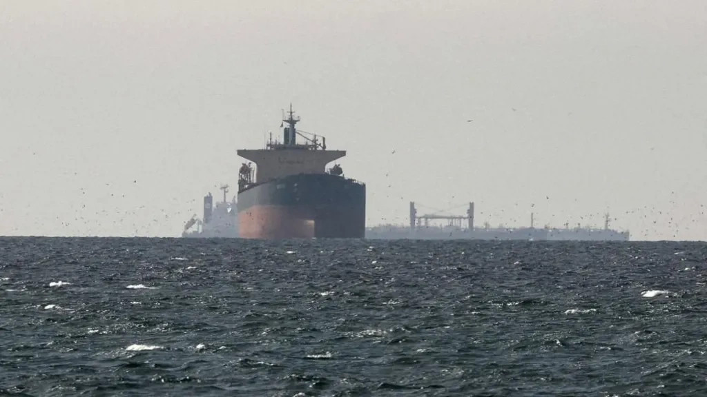 SHBA ja kryen sulme ndaj objektivave iraniane pas sulmit ndaj një anijeje tregtare