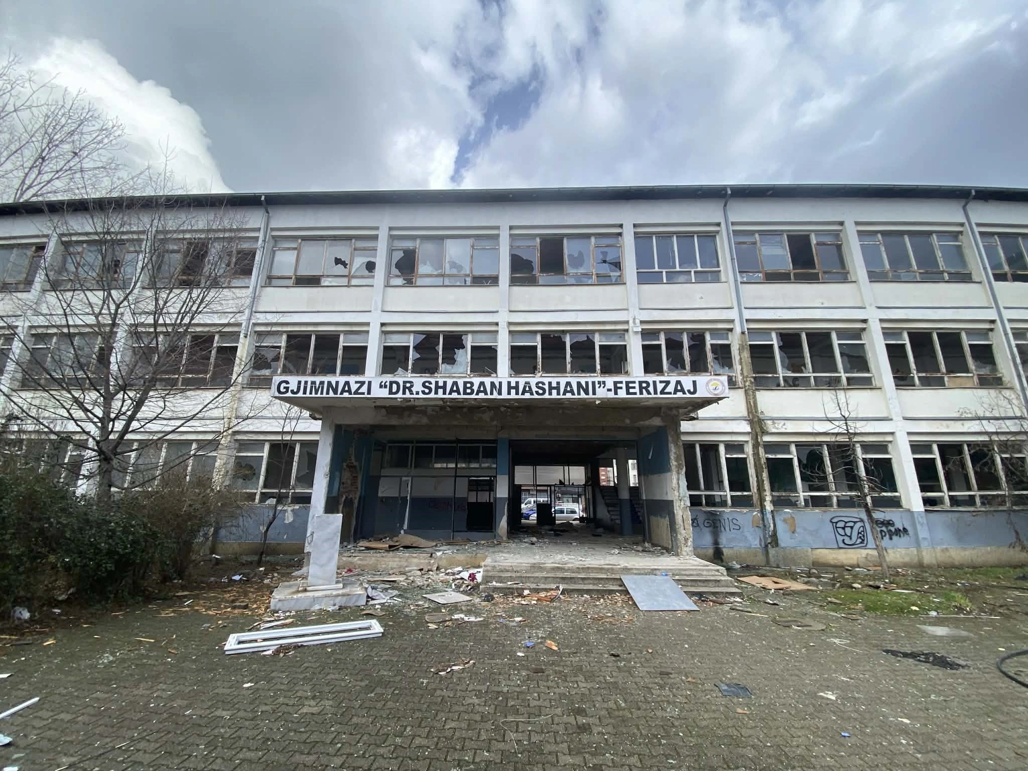 Shkolla Gjon Serreçi