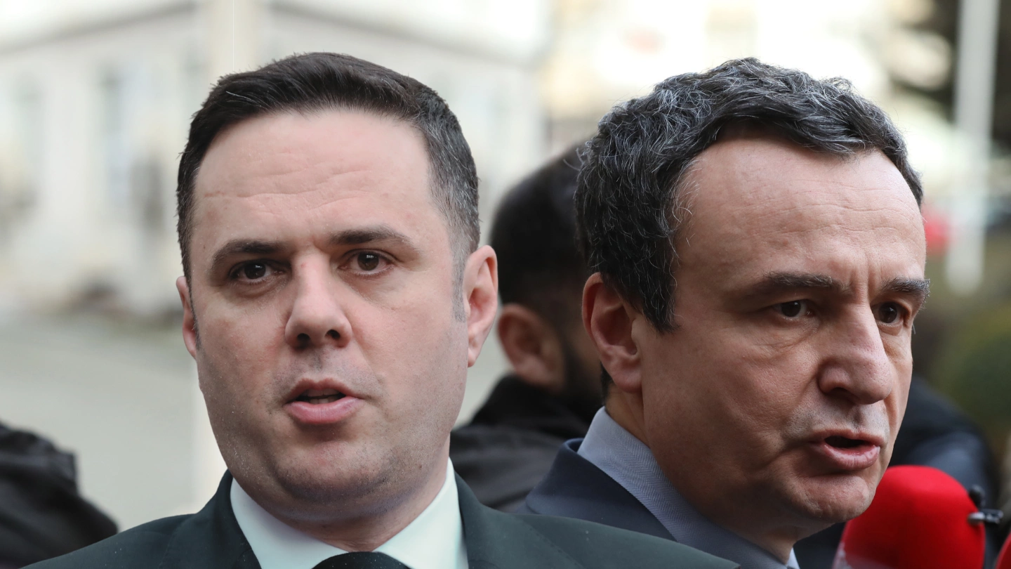 Kurti takohet sërish me Abdixhikun