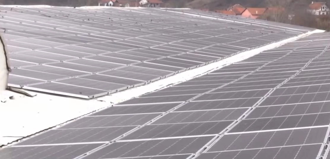 Për tre vjet  pothuajse asnjë megavat nuk iu shtua sistemit nga energjia e ripërtëritshme