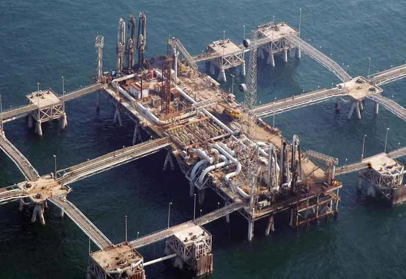 Iraku mbyll terminalet e naftës pas sulmit vdekjeprurës