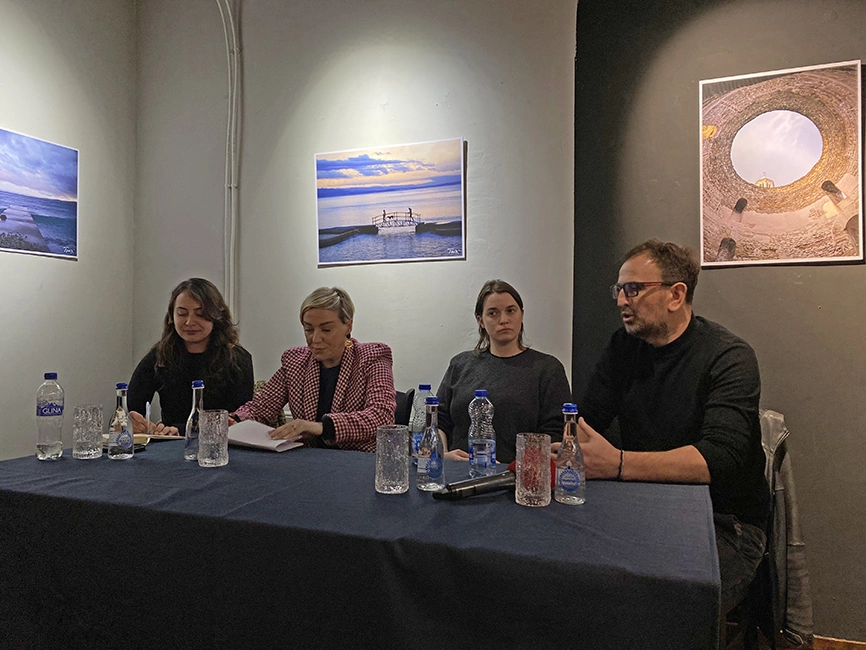 Qasja në përgjithësi – por me fokus te hapësirat e funksionimit të skenës së pavarur kulturore – qenë në fokus të debatit “Kultura publike dhe kultura e pavarur”