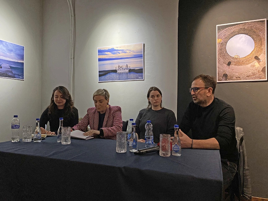 Skena e pavarur kulturore e varur nga besimi i shtetit e interesi politik