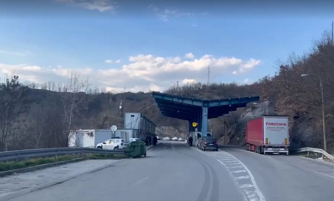 Mbyllet rruga në Jarinjë, serbët në protestë