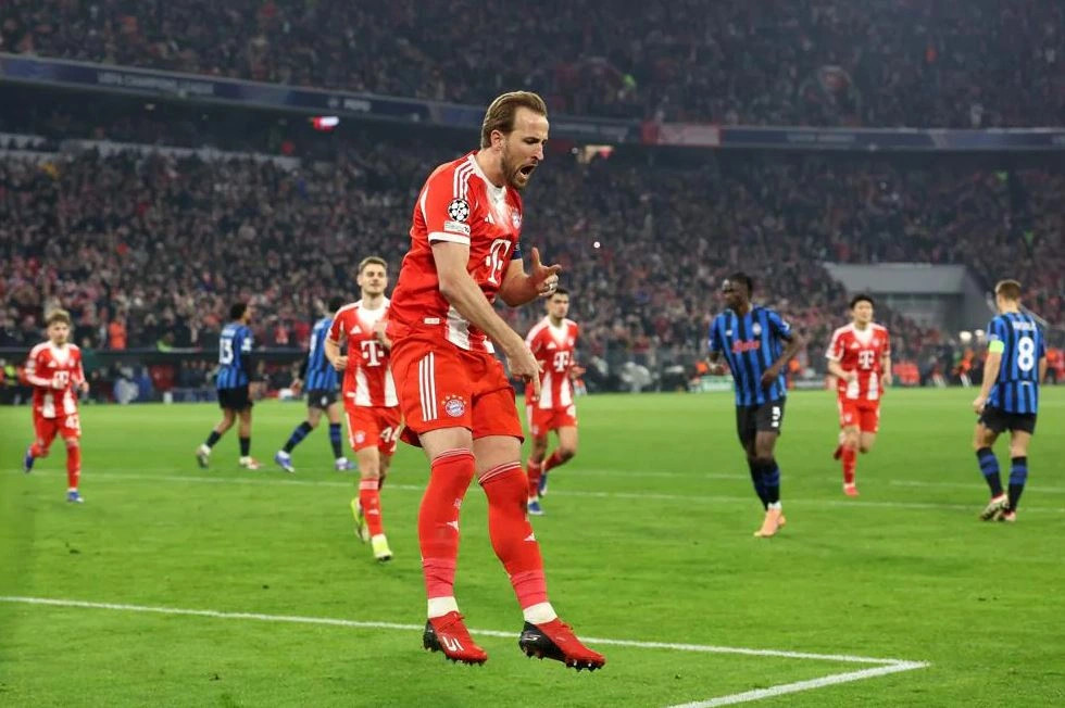 Bayerni me epërsi prej një goli pas pjesës së parë