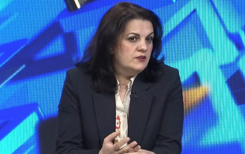 Adelina Ahmeti-Pronaj, psikiatre e fëmijëve në QKUK