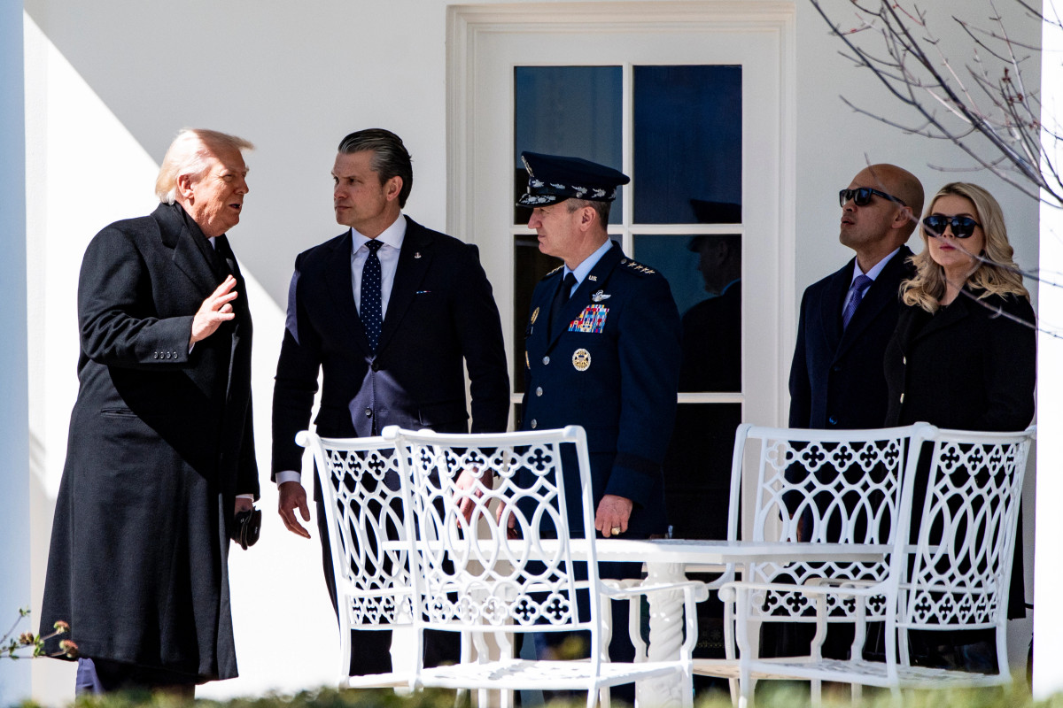 Pentagoni kërkon 200 milionë dollarë shtesë për luftën ndaj Iranit