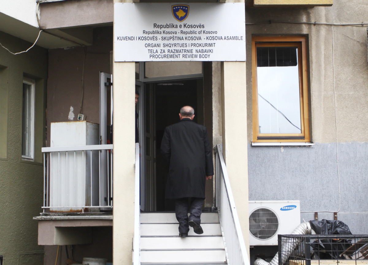 Shumë projekte zvarriten  shkaku i vonesës së vendimmarrjes në OSHP